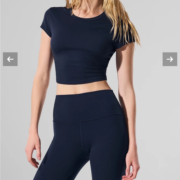 Alosoft Crop Finesse Short Sleeve - Picture 1 of 4